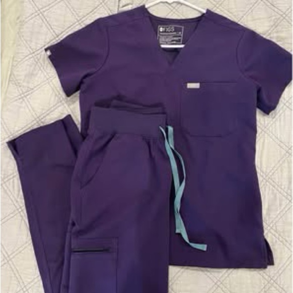 Figs Women's Scrub Set in Purple Jam